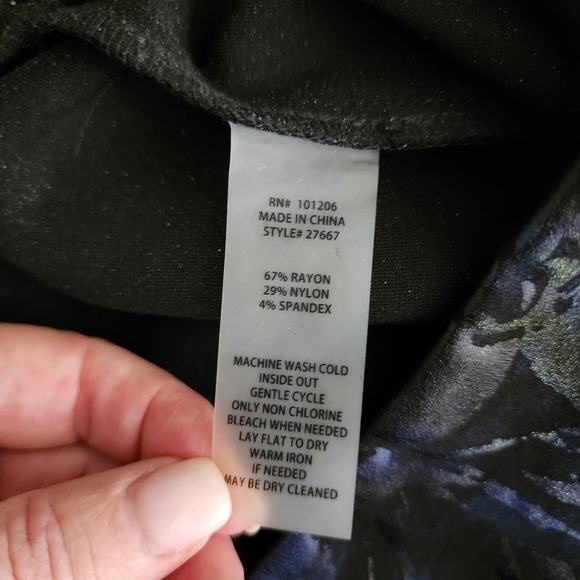 SOFT SURROUNDINGS FLORAL PULL-ON PANT - Picture 5 of 5